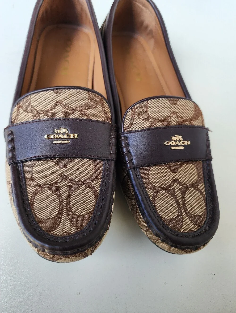 COACH ODETTE MONOGRAM LOGO BROWN & TAN LOAFER SLIP ON SZ 7.5B